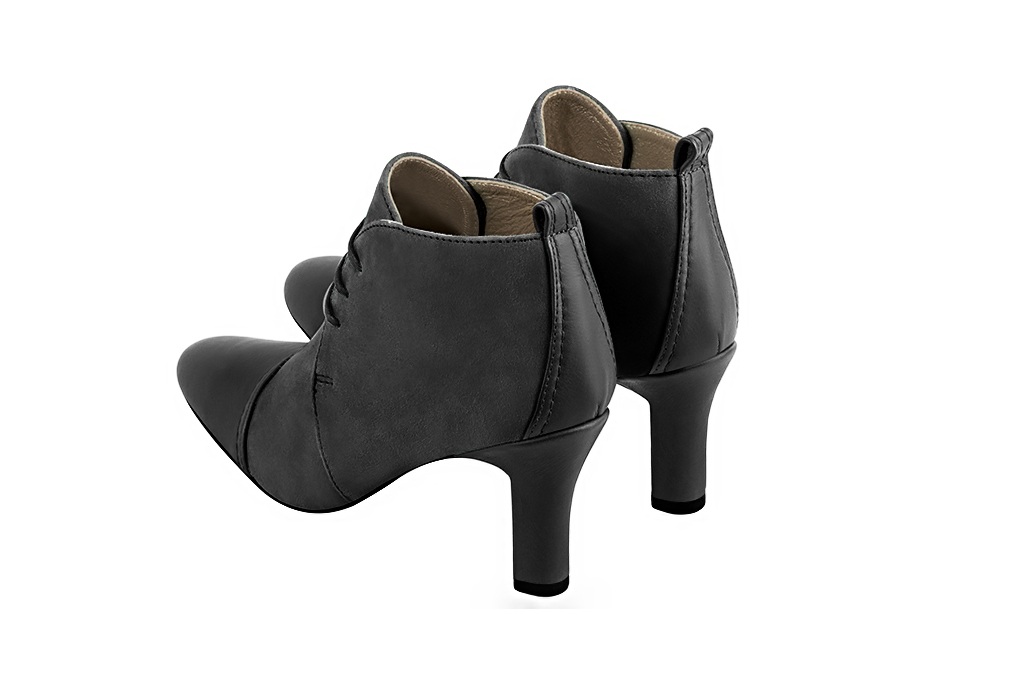 Satin black women's ankle boots with laces at the front. Round toe. High kitten heels. Rear view - Florence KOOIJMAN